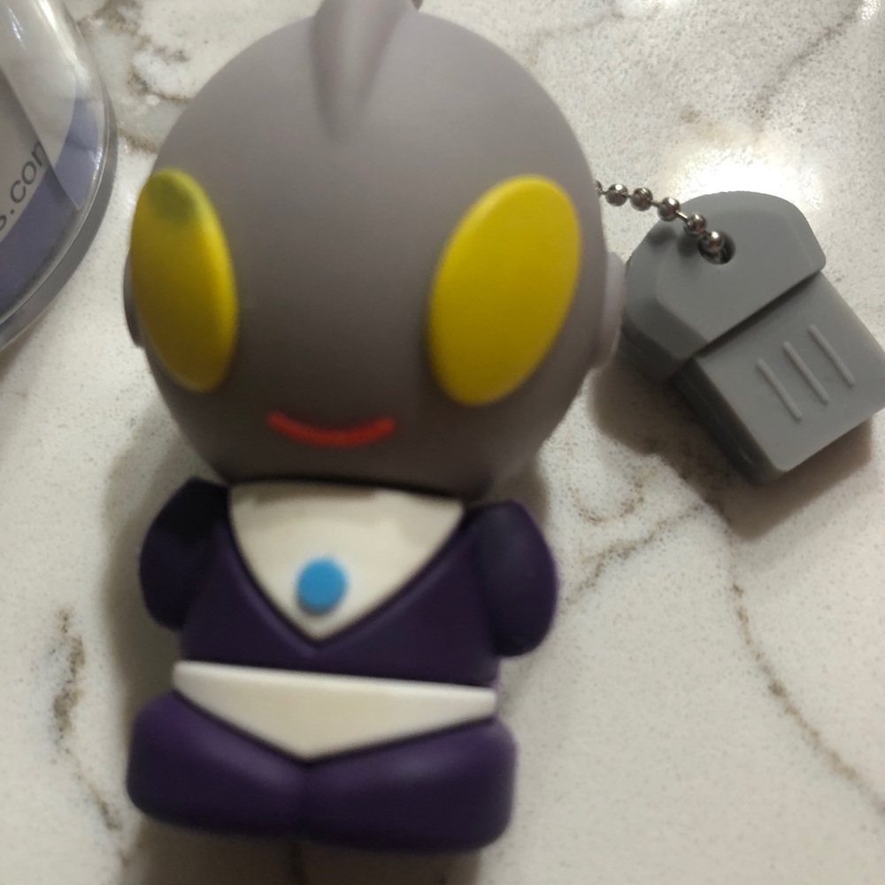 USB/Keychain accessory - Picture 14 of 16